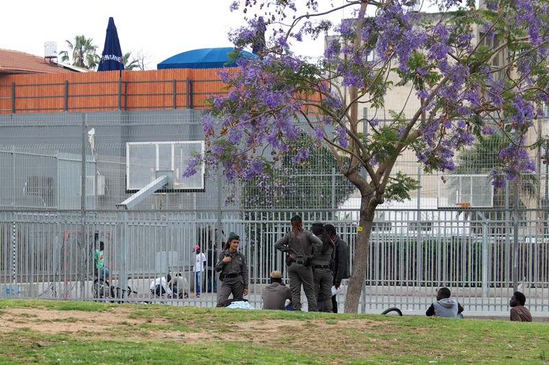 Tel-Aviv , ville communautaire