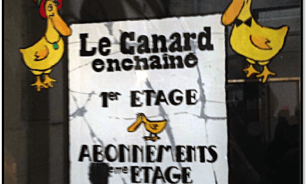 Les étudiants visitent le Canard Enchaîné